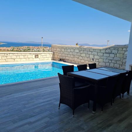 De-Lale Villa Кешме Экстерьер фото